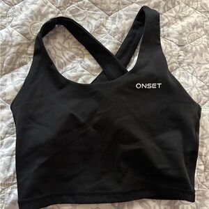ONSET Women's Black Cross-Back Sports Bra